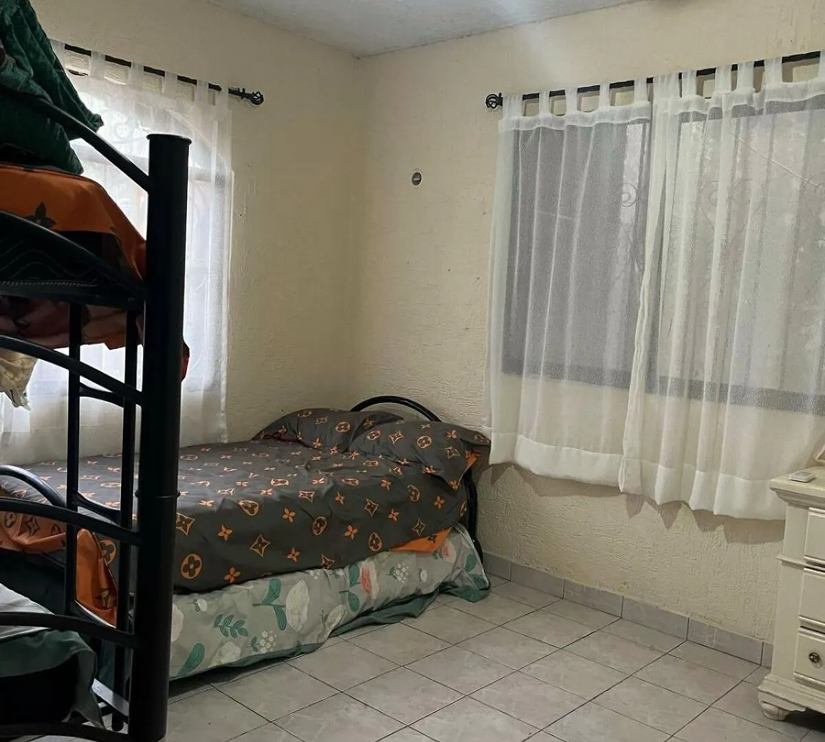 Accommodation In Cancun With A Pool, Tv, Wi-Fi, And Ac Сasa de vacaciones
